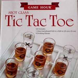 Game Hour Tic Tac Toe Shot Glass Set